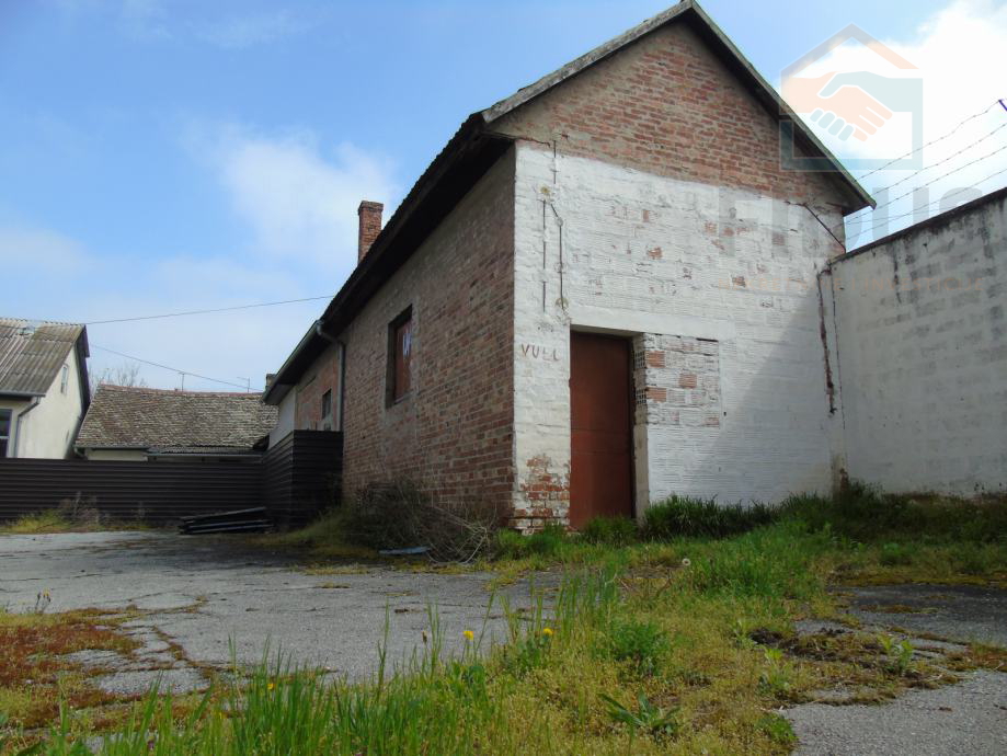 Višenamjenski poslovni objekt u Belom Manastiru