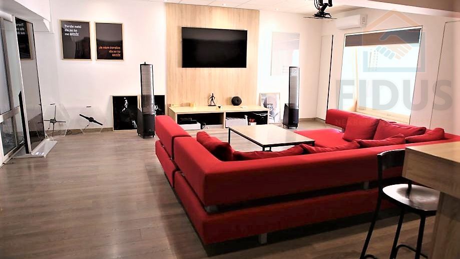 Commercial Property, 69 m2, For Sale, Osijek - Gornji grad