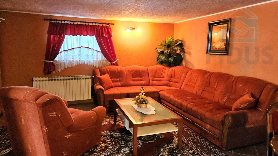 House, 210 m2, For Sale, Osijek - Josipovac
