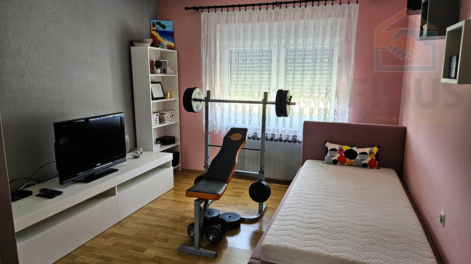 House, 210 m2, For Sale, Osijek - Josipovac