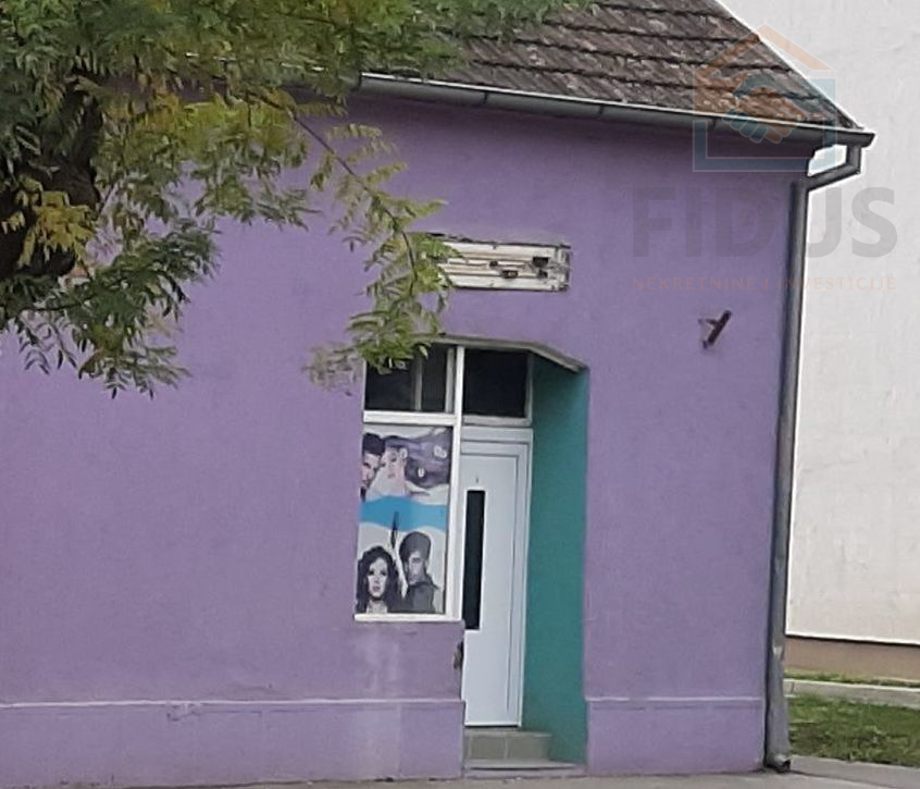 Kuća s lokalom u Vukovara, blizina centra