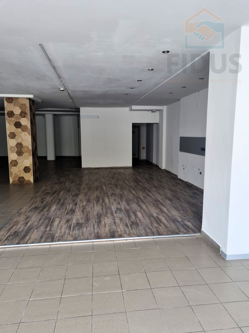 Poslovni prostor - Slavonski Brod (korzo)