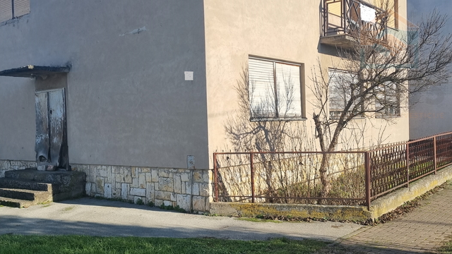 Obiteljska kuća u Belom Manastiru na atraktivnoj lokaciji