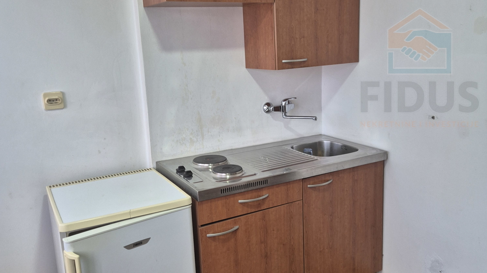 Garsonijera  25 m2 - Osijek