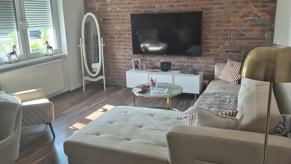 Apartment&comma; 71 m2&comma; For Sale&comma; Osijek - Industrijska &ccaron;etvrt