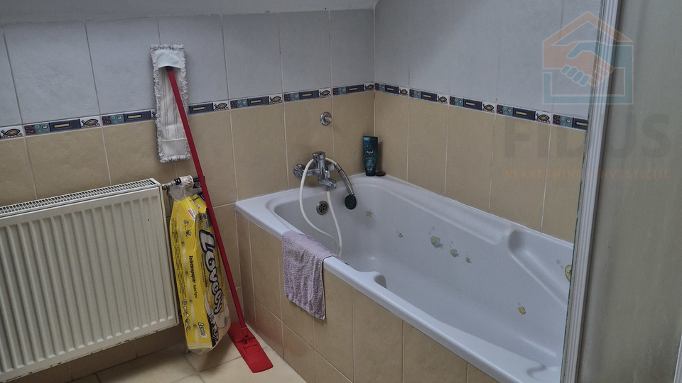 Appartamento&comma; 65 m2&comma; Affitto&comma; Osijek - Retfala