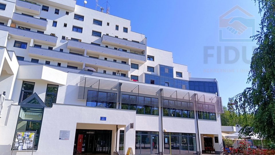 Commercial Property&comma; 186 m2&comma; For Sale&comma; Beli Manastir