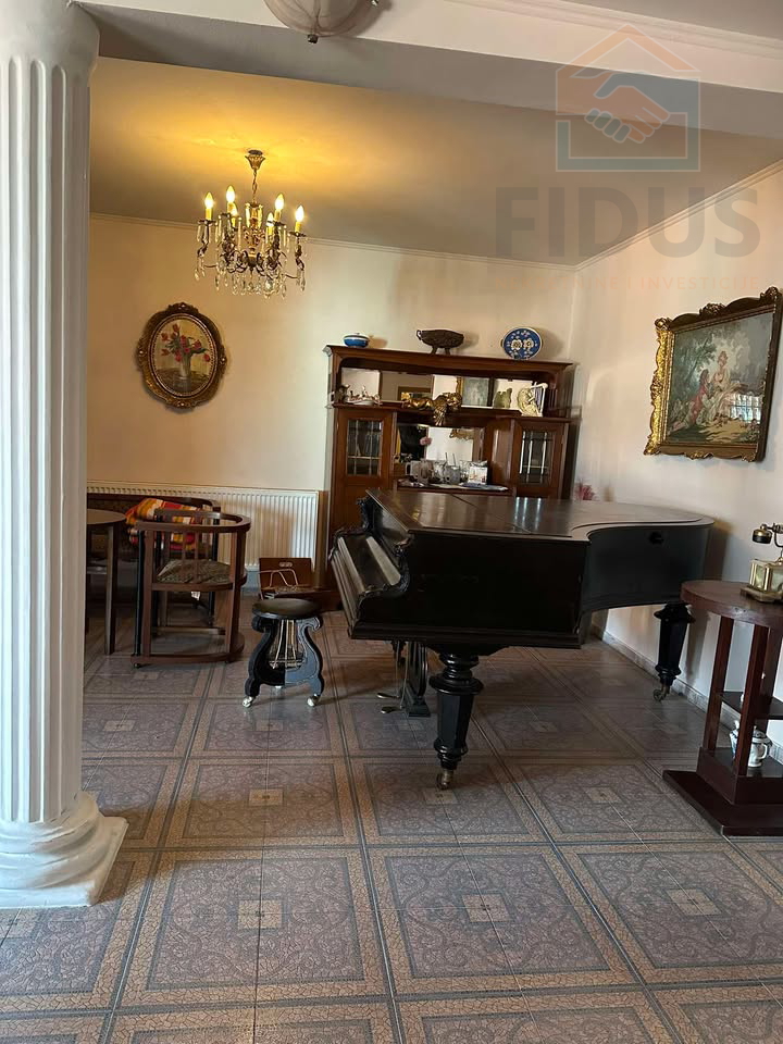 Velika kuća u Osijeku, najam/prodaja