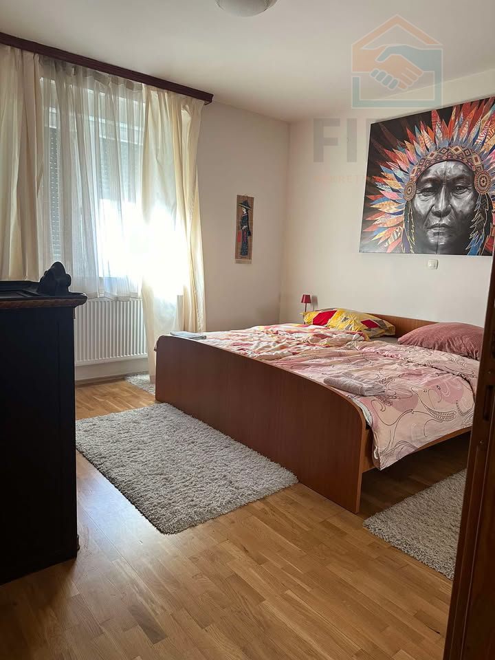 Velika kuća u Osijeku, najam/prodaja