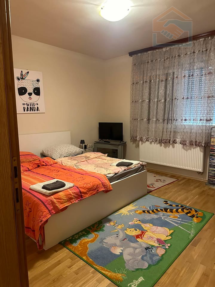 Velika kuća u Osijeku, najam/prodaja