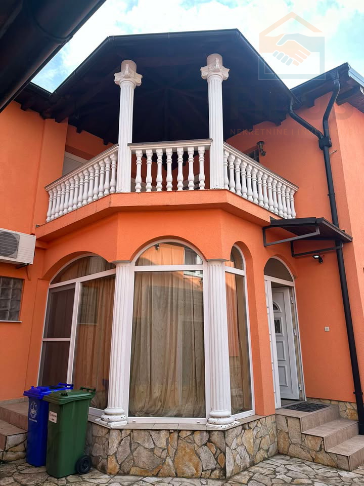 Velika kuća u Osijeku, najam/prodaja