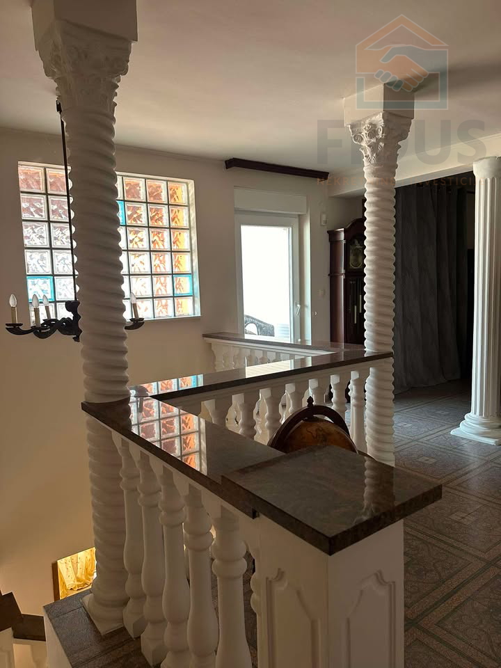 Velika kuća u Osijeku, najam/prodaja