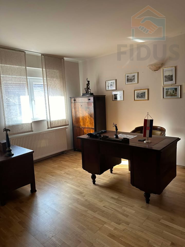 Velika kuća u Osijeku, najam/prodaja