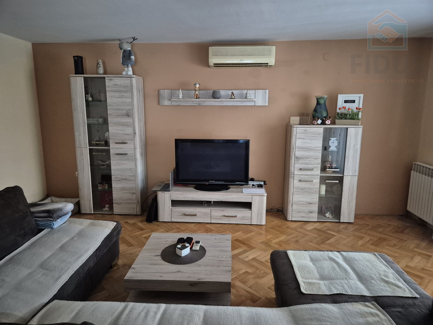 Vukovar, uređenja obiteljska kuća, 250 m2, prodaja