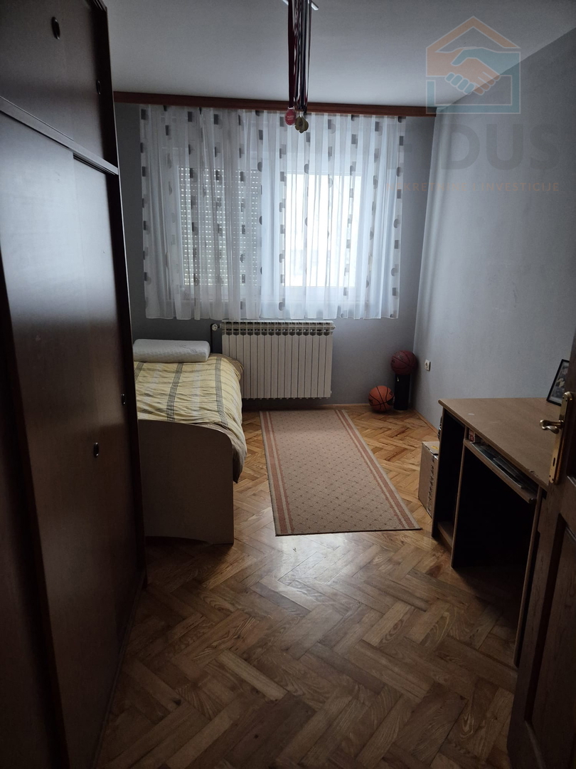 Vukovar, uređenja obiteljska kuća, 250 m2, prodaja