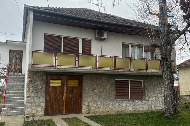 Obiteljska kuća u Bilju