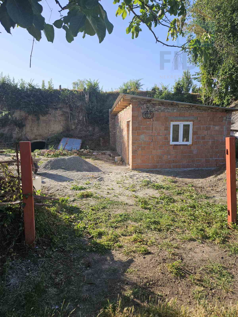 Batina - vikendicom s gatorom