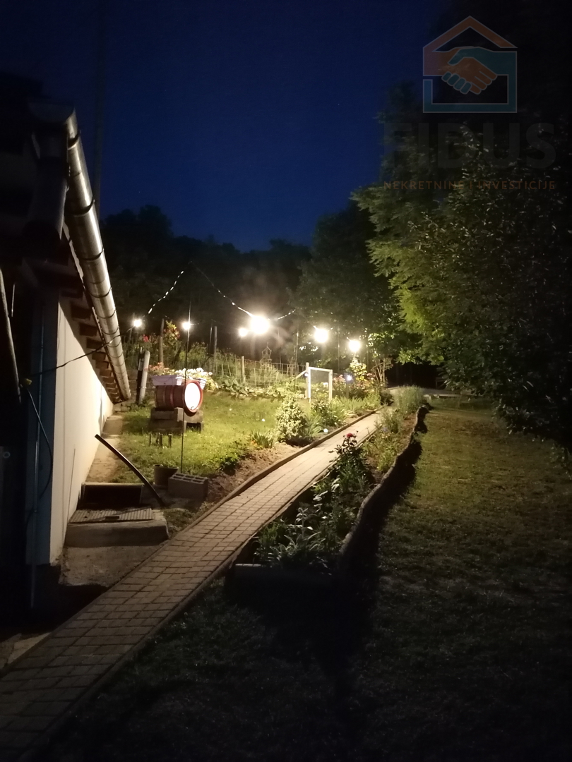 Stambeno poslovna nekretnina - Popovac/Baranja