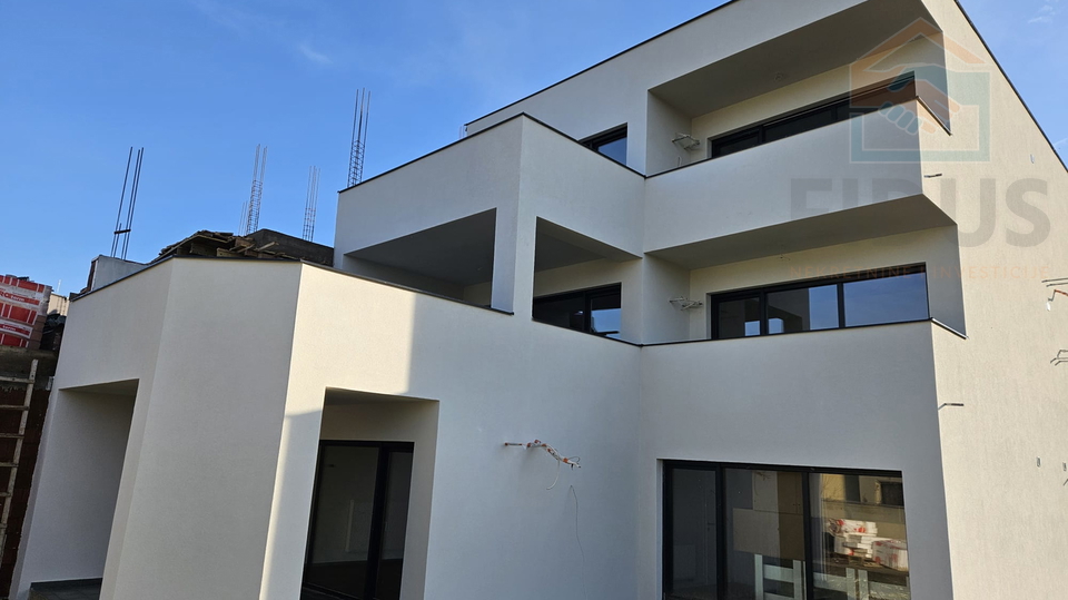 Apartment, 131 m2, For Sale, Osijek - Cvjetno naselje