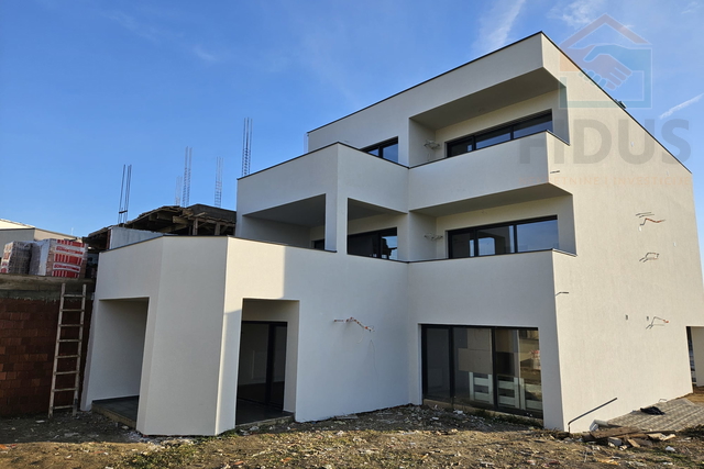 Osijek,  stan  131 m2, novogradnja