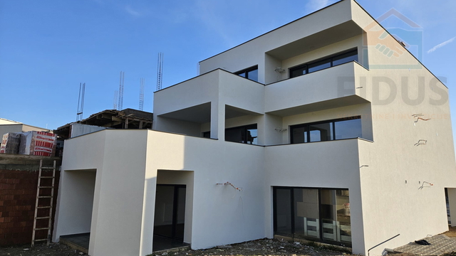 Apartment, 131 m2, For Sale, Osijek - Cvjetno naselje