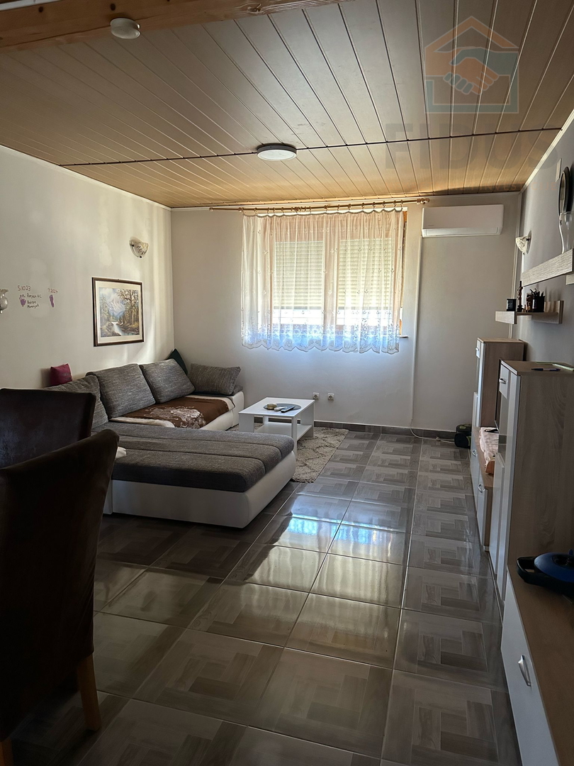 Stan u kući- Retfala/Osijek