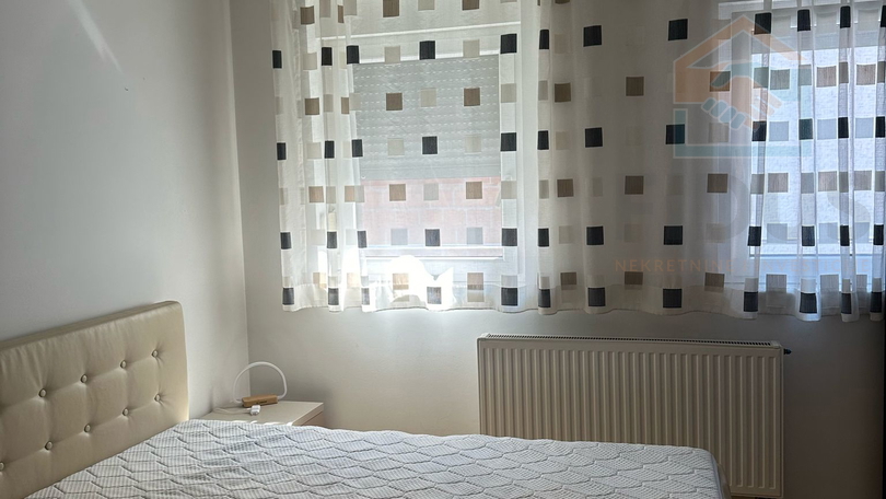 Osijek - moderno opremljen stan 218m2 + manji stan 46m2