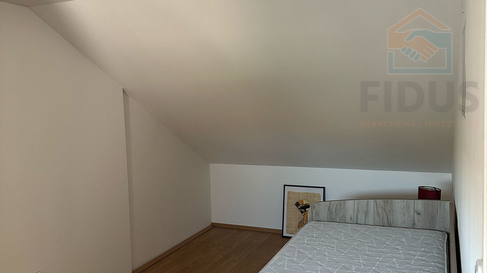 Wohnung, 259 m2, Verkauf, Osijek - Gornji grad