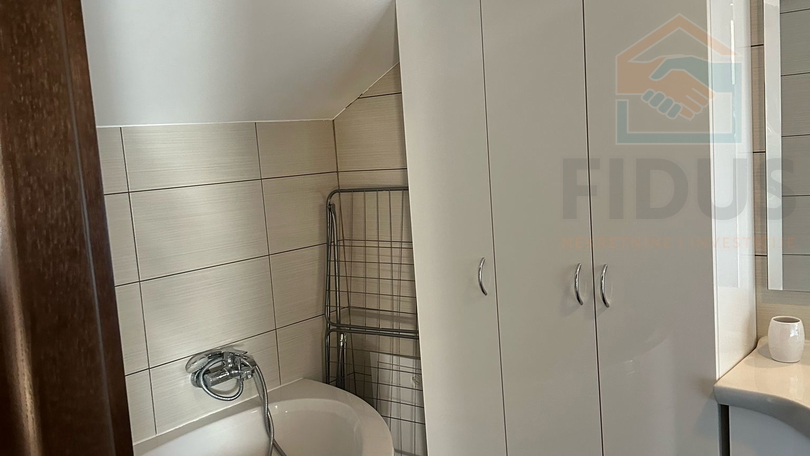 Wohnung, 259 m2, Verkauf, Osijek - Gornji grad