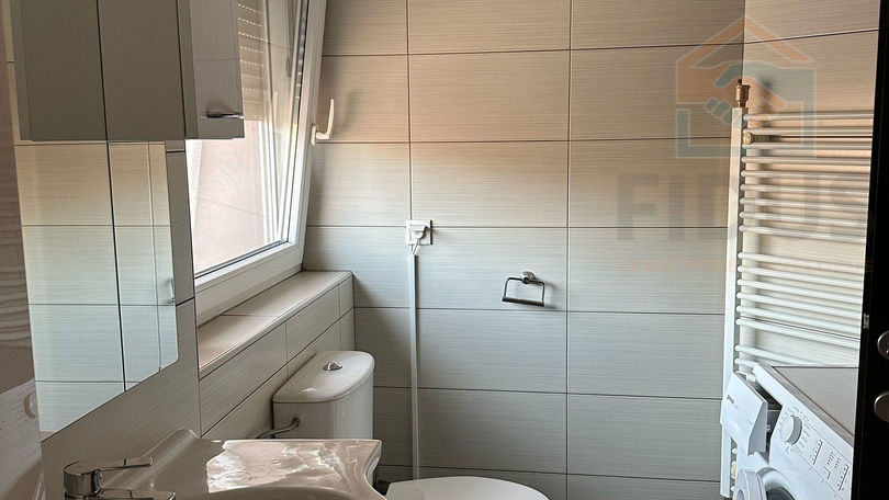Osijek - moderno opremljen stan 218m2 + manji stan 46m2