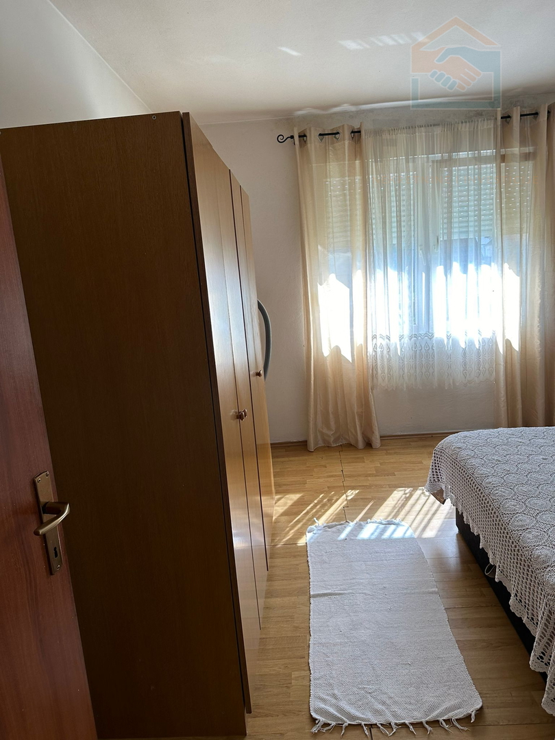 Kuća u Dardi s prostranim dvorištem + pomoćna zgrada