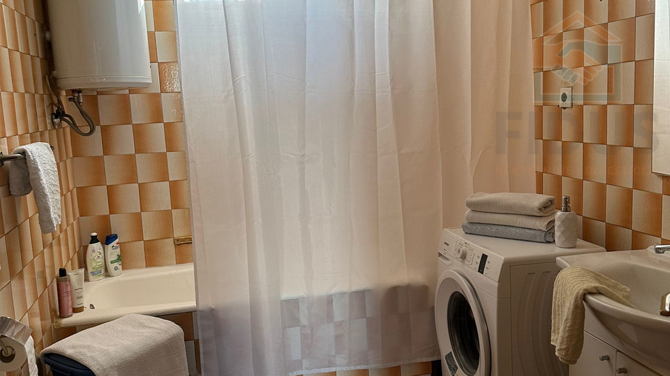 Kuća u Dardi s prostranim dvorištem + pomoćna zgrada