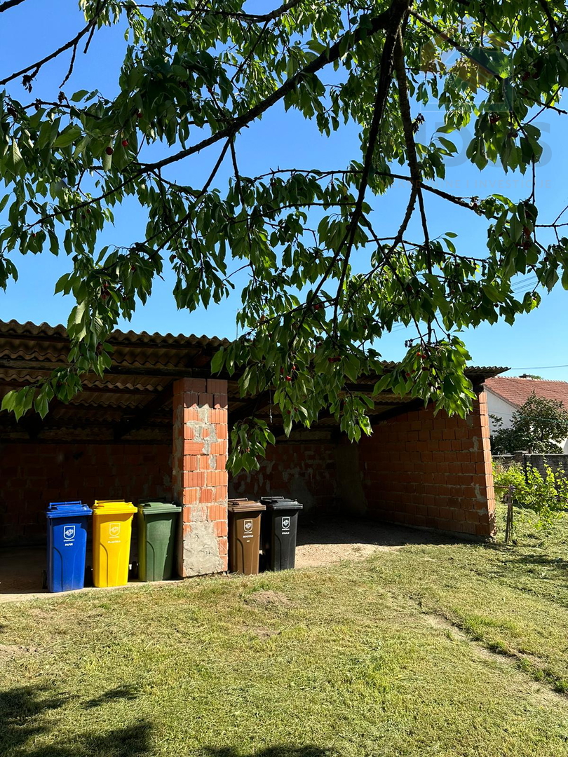 Kuća u Dardi s prostranim dvorištem + pomoćna zgrada