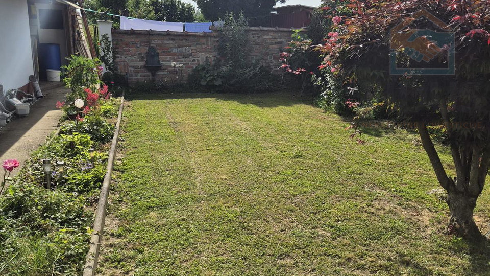 Casa, 170 m2, Vendita, Čepin