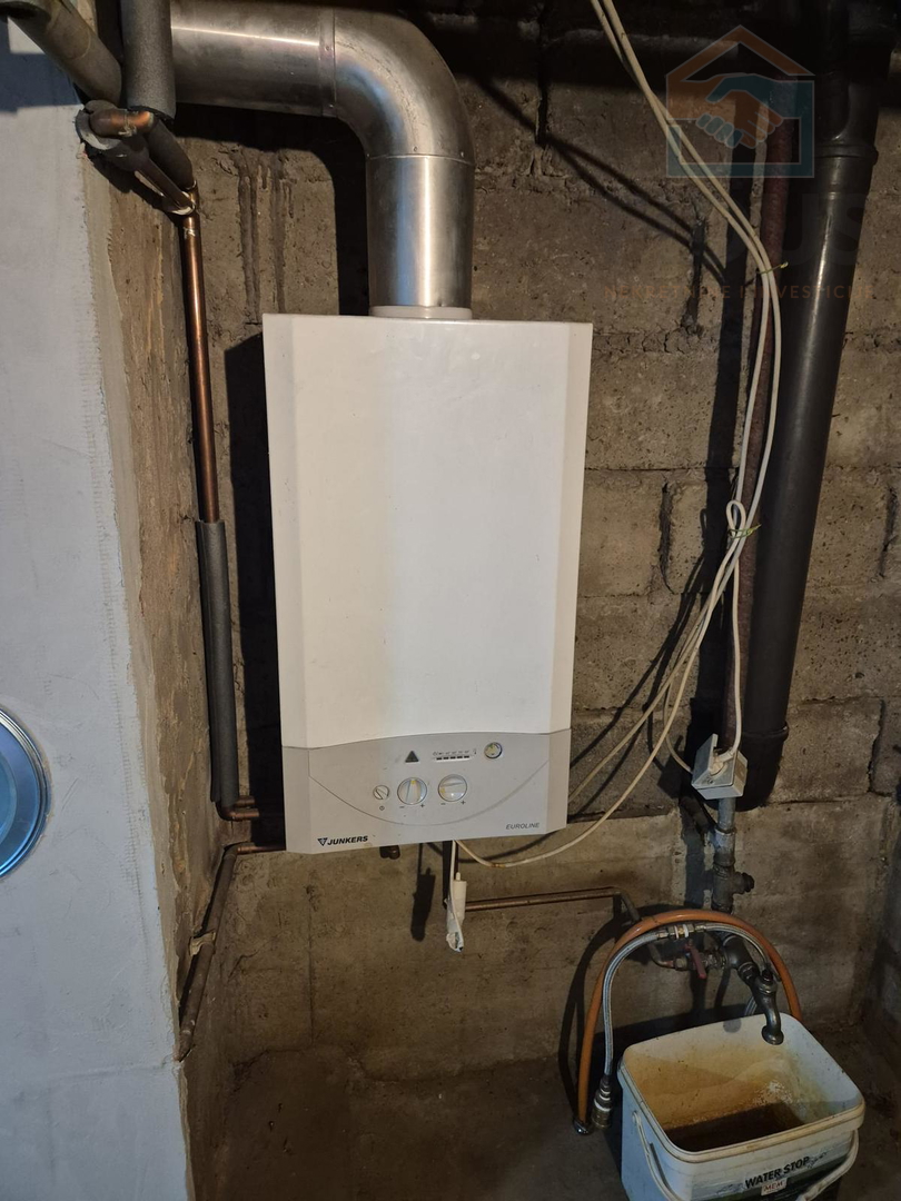 Obiteljska kuća u Čepinu