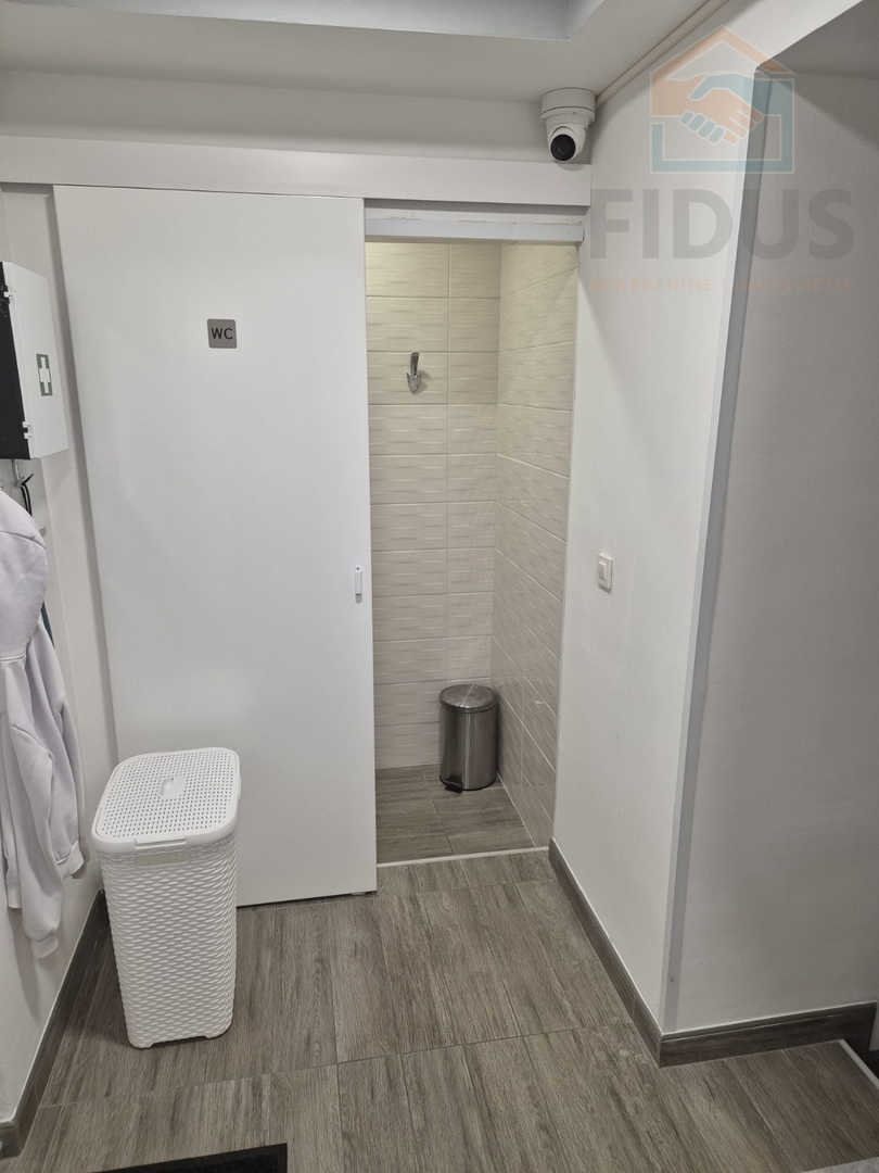 Atraktivan poslovni prostor (kozmetički salon) na odličnoj lokaciji