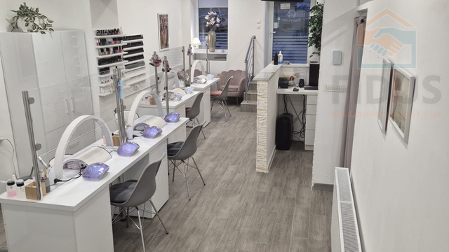 Atraktivan poslovni prostor (kozmetički salon) na odličnoj lokaciji