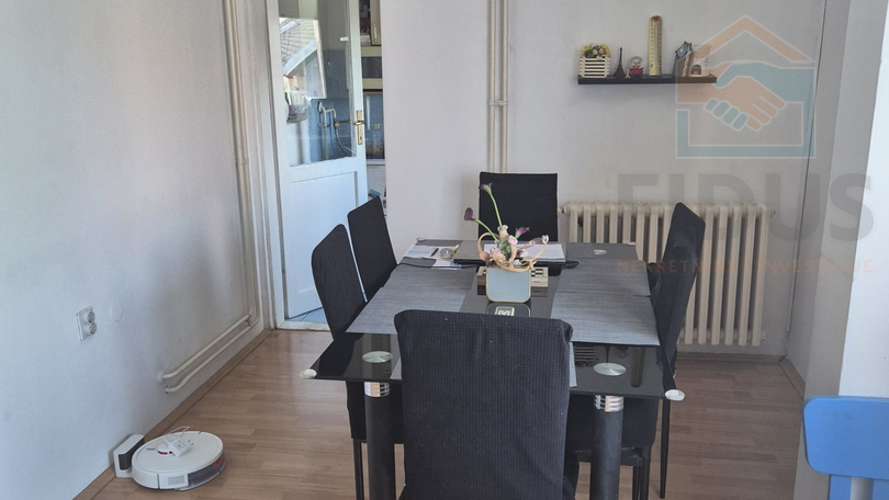 House, 190 m2, For Sale, Osijek - Novi grad