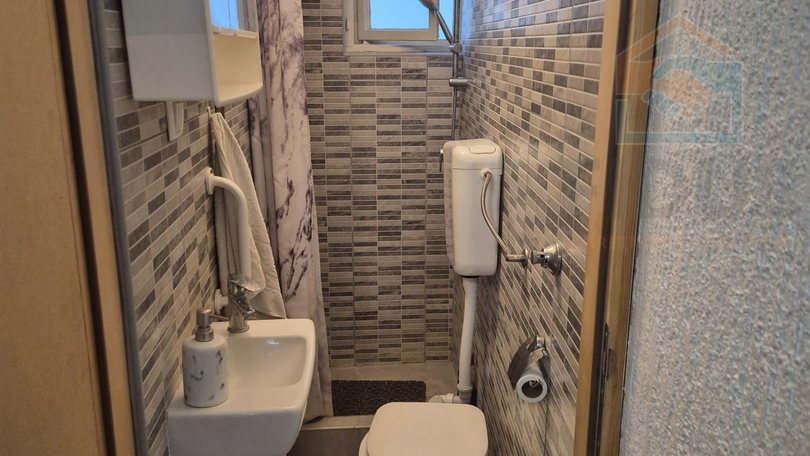 House, 190 m2, For Sale, Osijek - Novi grad