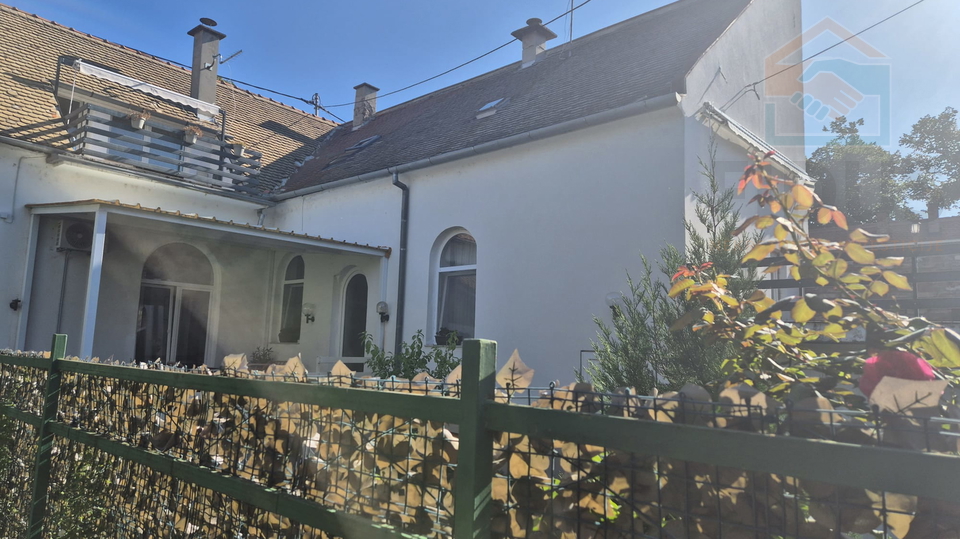 House&comma; 181 m2&comma; For Sale&comma; Osijek - Gornji grad