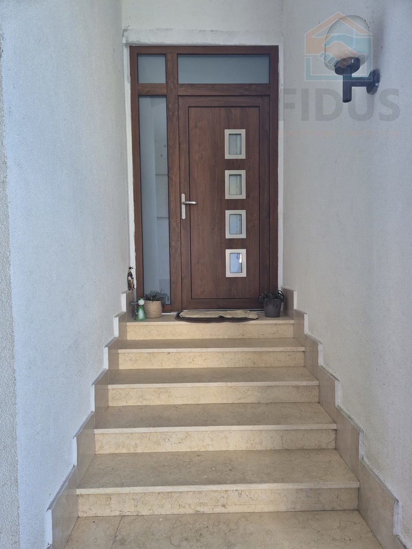 Kuća na atraktivnoj lokaciji