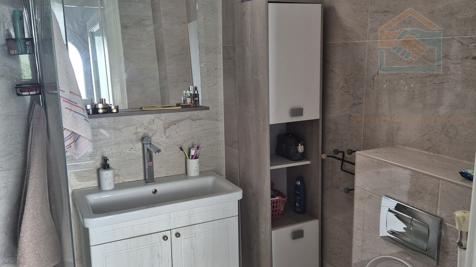 House, 181 m2, For Sale, Osijek - Gornji grad