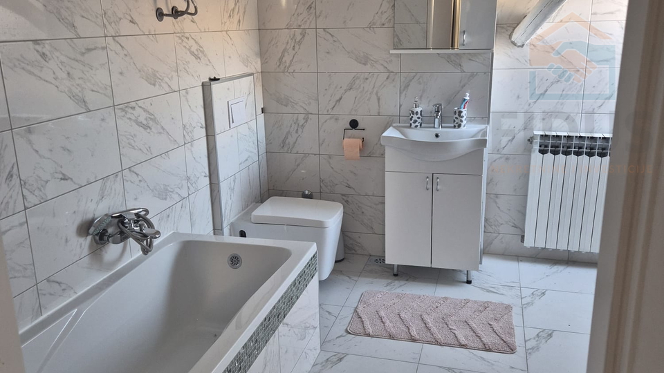 House, 181 m2, For Sale, Osijek - Gornji grad