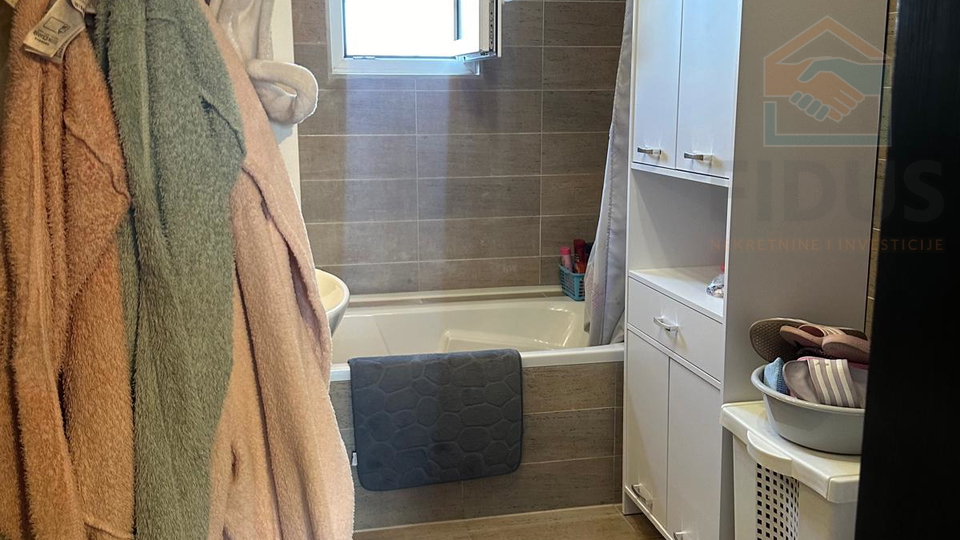 House&comma; 200 m2&comma; For Sale&comma; Bilje