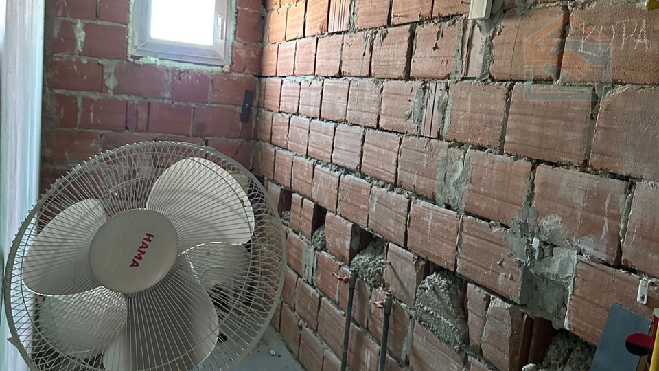 House&comma; 200 m2&comma; For Sale&comma; Bilje