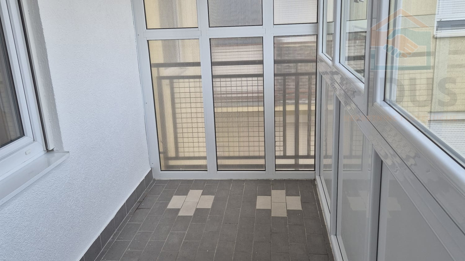 Wohnung, 44 m2, Verkauf, Osijek - Novi grad