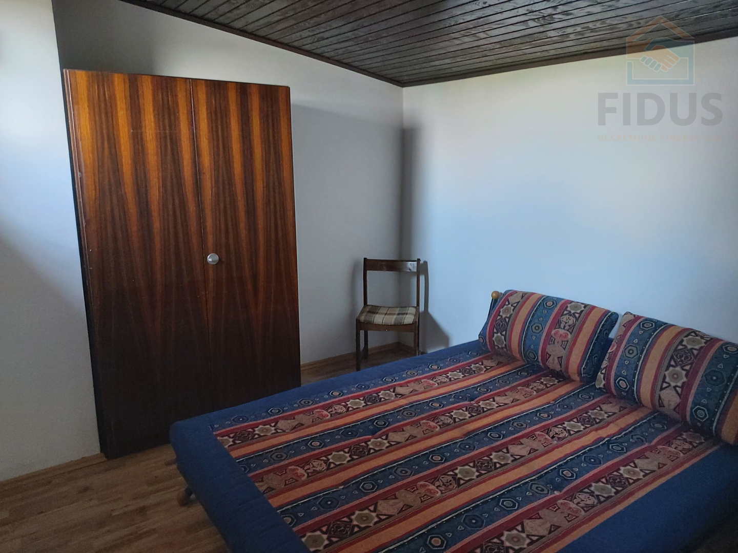 Kuća za odmor sa šumom i voćnjakom