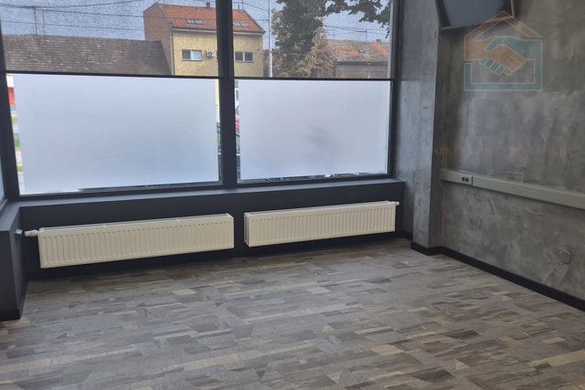 Poslovni prostor 32 m2