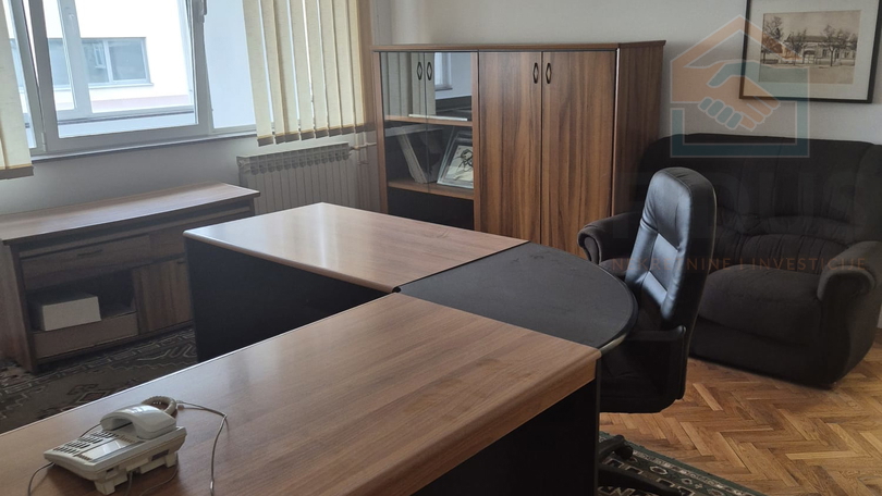 Commercial Property, 196 m2, For Rent, Osijek - Gornji grad
