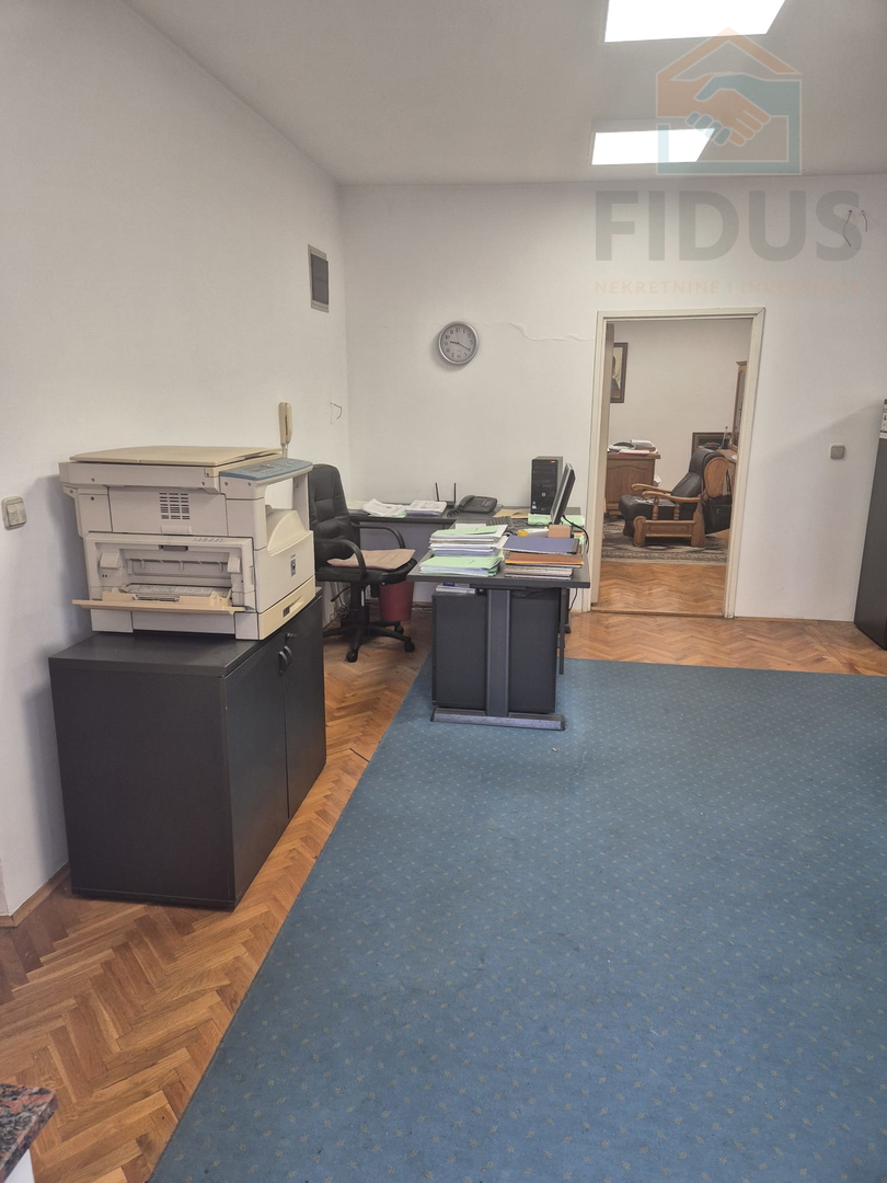 Najam stana/poslovnog prostora - 200 m2, Centar grada Osijeka